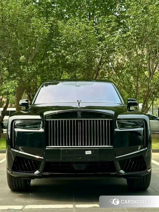 Rolls-Royce Cullinan 2024 Черный из Китая