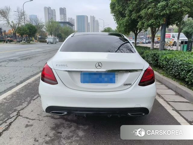 Mercedes-Benz Class C 2021 Белый из Китая