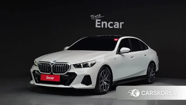 BMW 5 Series (G60) 2025 Белый из Кореи