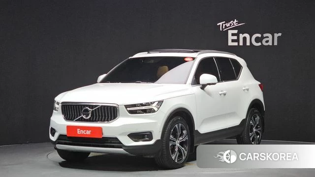 Volvo XC40 2022 Белый из Кореи