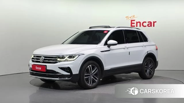 Volkswagen Tiguan second Generation 2022 Белый из Кореи