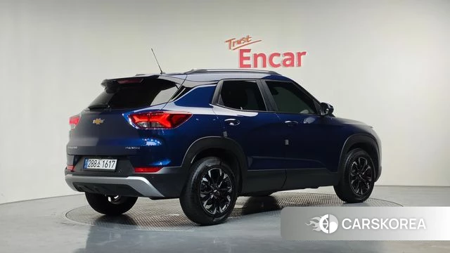 Chevrolet (GM Daewoo) Trailblazer 2022 Синий из Кореи