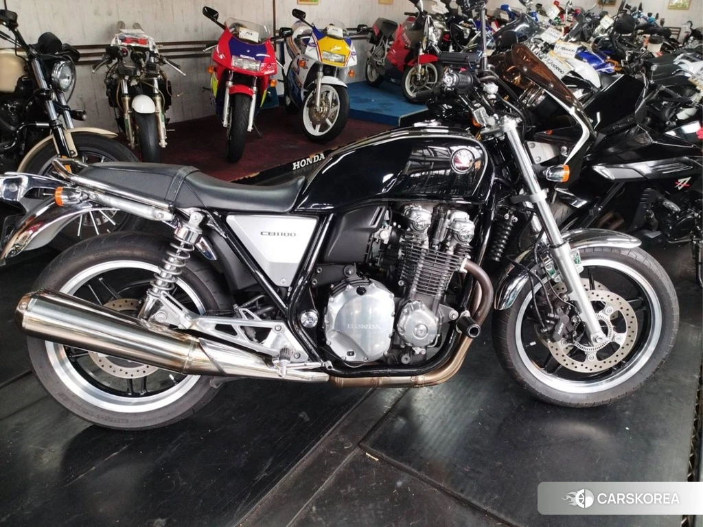 Проданный Honda CB1100 ABS 2010 из Японии