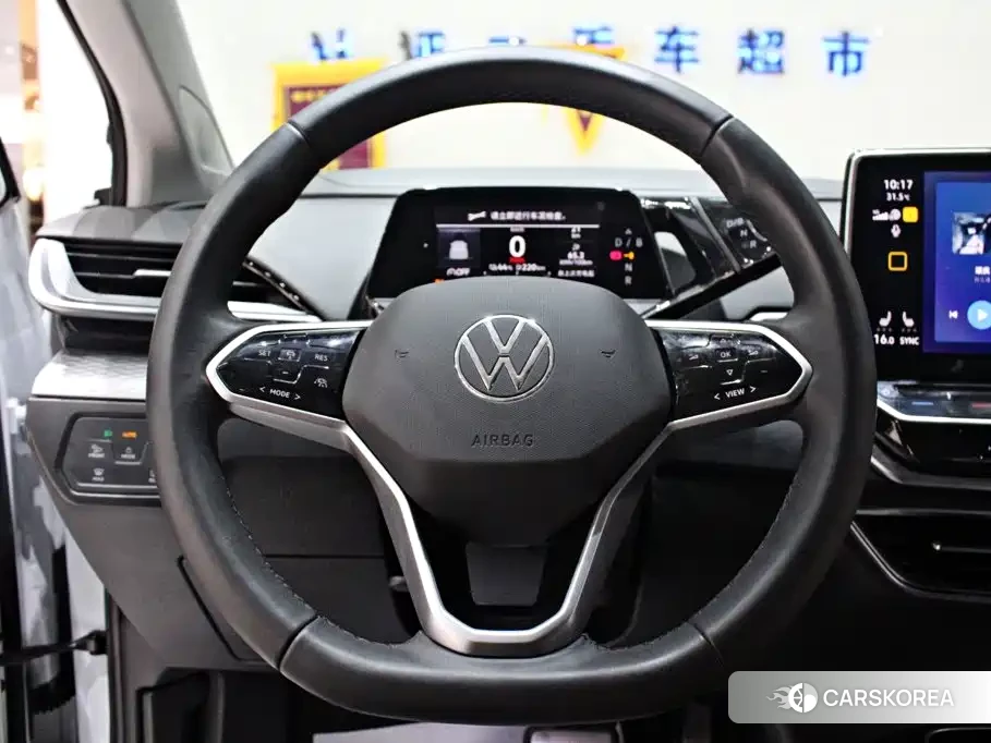 Volkswagen ID.6 X 2024 Белый из Китая