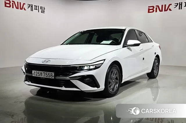 Hyundai The New Avante (CN7) 2023 Белый из Кореи