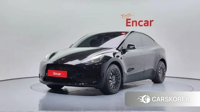 Tesla Model Y 2025 Черный из Кореи