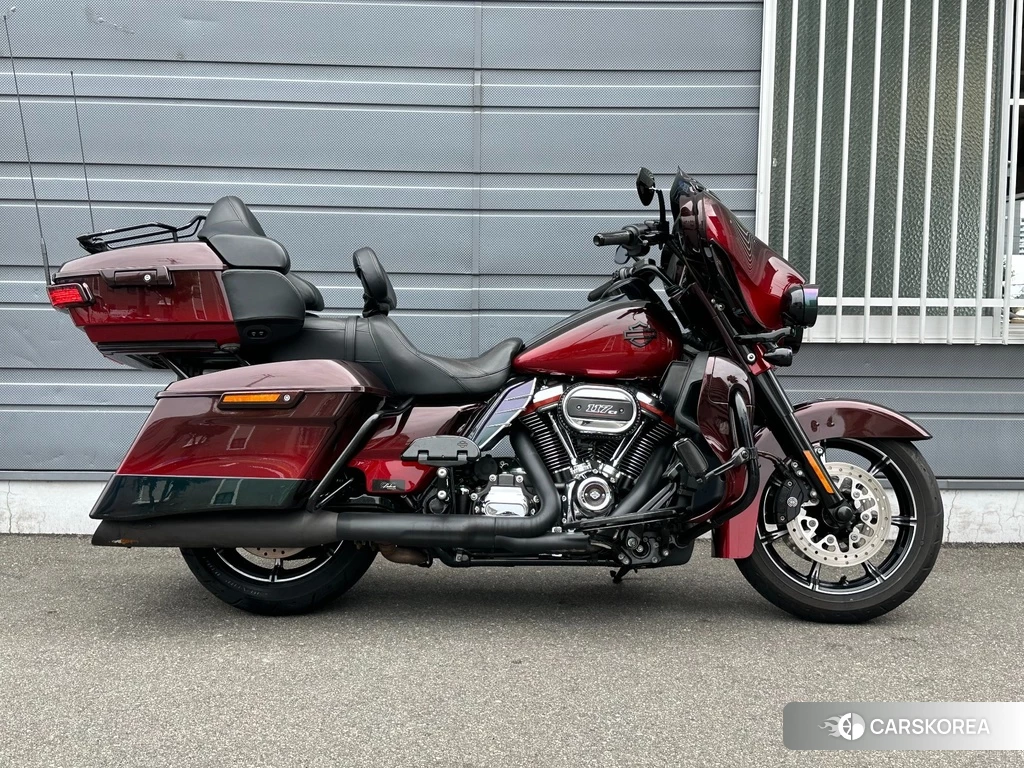 Проданный Harley-Davidson Electra Glide FLHTKSE1800 CVO 2018 из Японии