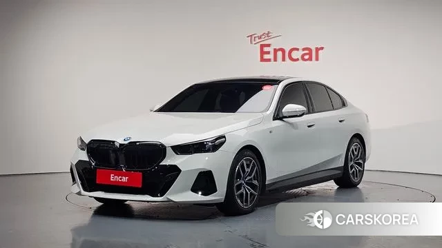 BMW i5 (G60) 2024 Белый из Кореи