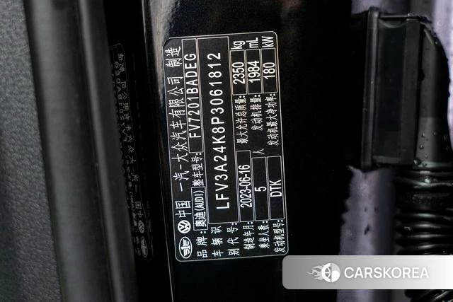 Audi A6L 2023 Черный из Китая