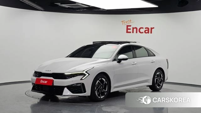 Kia The New K5 3rd generation 2024 Белый из Кореи