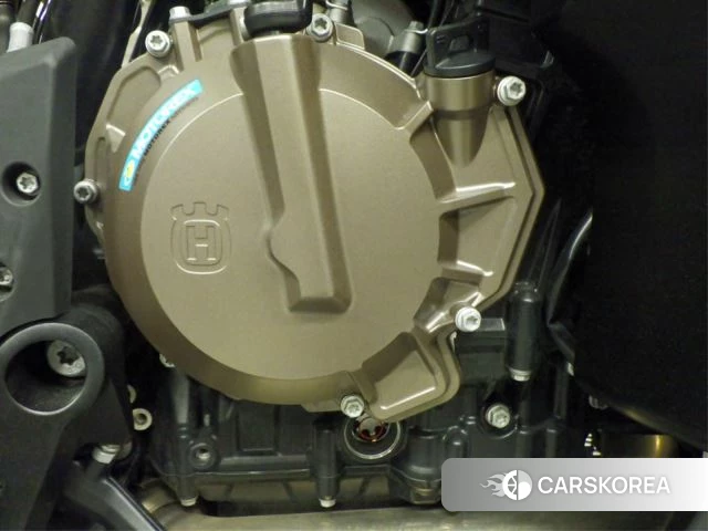 Engine photo