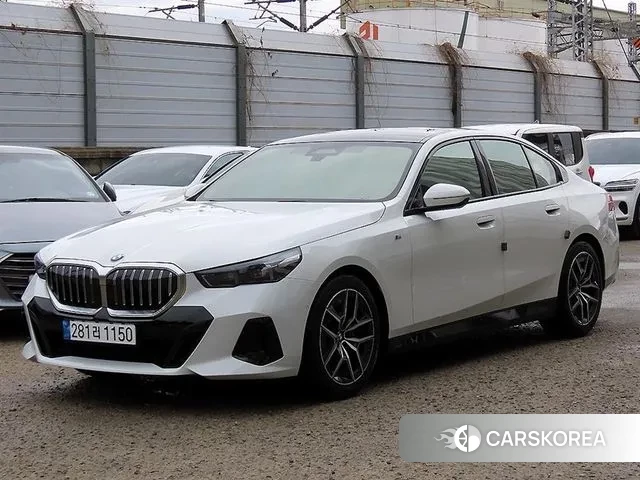 BMW 5 Series (G60) 2024 Белый из Кореи