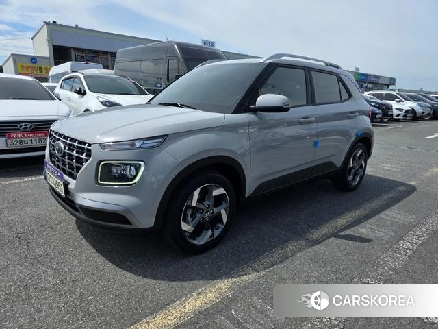 Hyundai Venue 2023 Серебристо-серый из Кореи