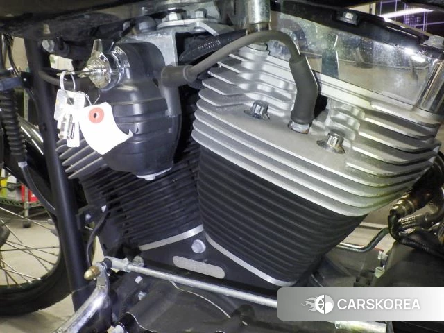 Engine photo