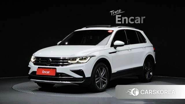 Volkswagen Tiguan second Generation 2022 Белый из Кореи