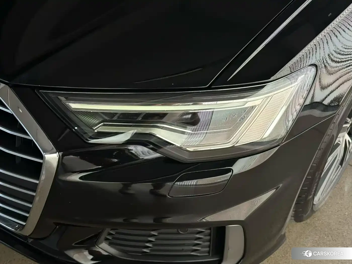 Audi A6L 2021 Черный из Китая