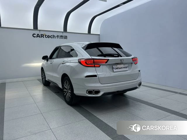 Honda Crown Road 2023 Белый из Китая