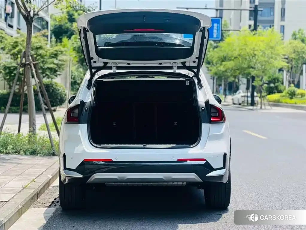 BMW X1 2026 Белый из Китая