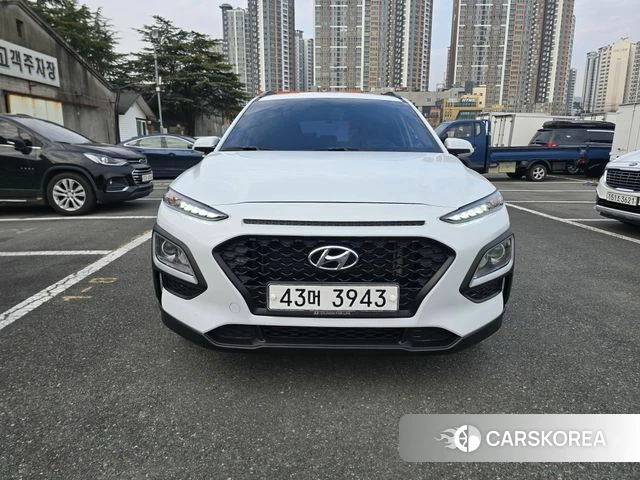 Hyundai Kona 2018 Белый из Кореи