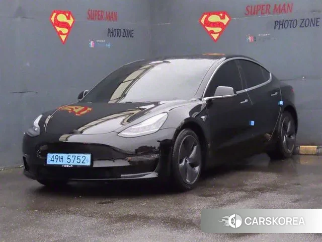 Tesla Model 3 2020 Черный из Кореи