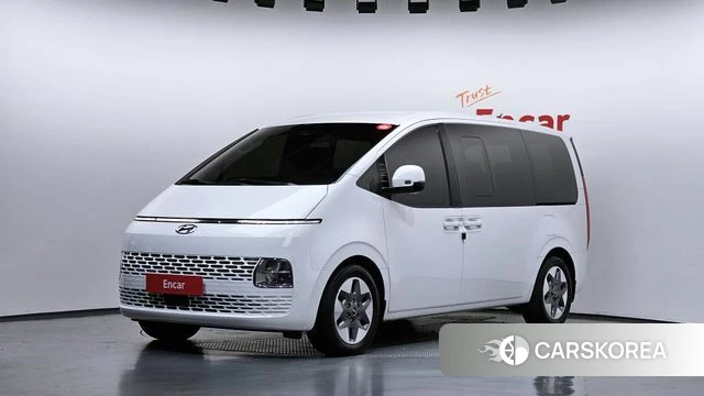 Hyundai Staria 2022 Белый из Кореи