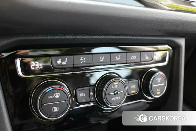 Volkswagen Tiguan L 2019 Шампань из Китая