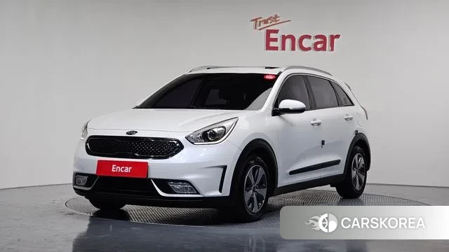 Kia Niro 2018 Белый из Кореи