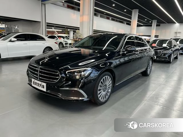 Mercedes-Benz E-class 2022 Черный из Китая
