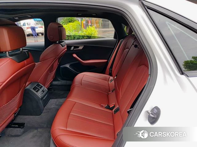 Audi A4L 2025 Белый из Китая