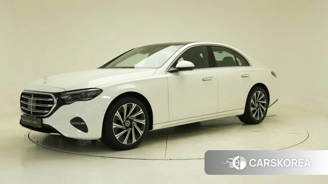 Mercedes-Benz E-Class W214 2025 Белый из Кореи
