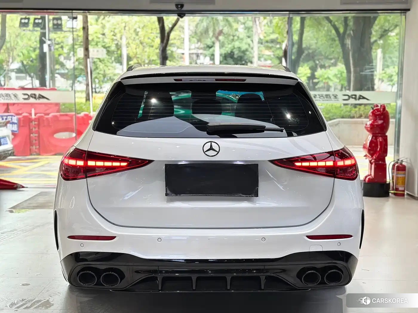 Mercedes-Benz C-class AMG 2024 Белый из Китая