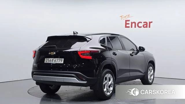 Chevrolet (GM Daewoo) Trax Crossover 2024 Черный из Кореи