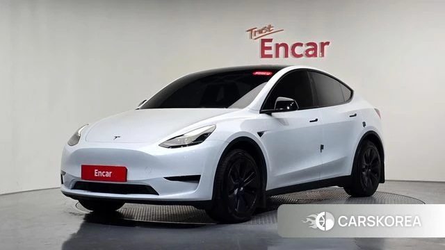 Tesla Model Y 2025 Белый из Кореи
