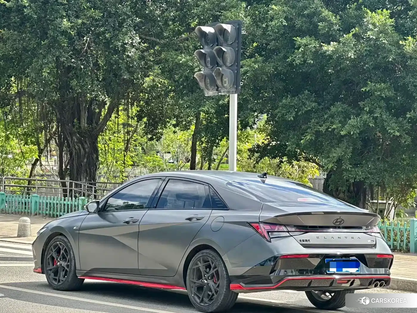 Hyundai Elantra 2024 Silver/gray из Китая