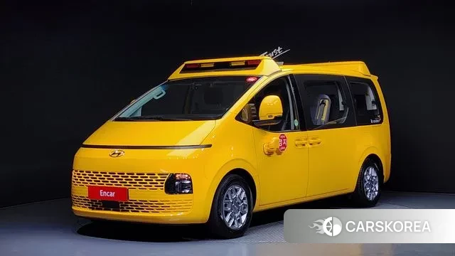 Hyundai Staria 2023 Желтый из Кореи