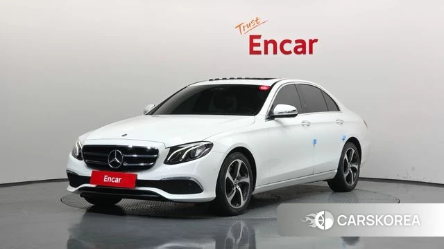 Mercedes-Benz E-Class W213 2020 Белый из Кореи