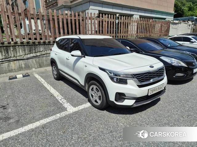 Kia Seltos 2021 Белый из Кореи