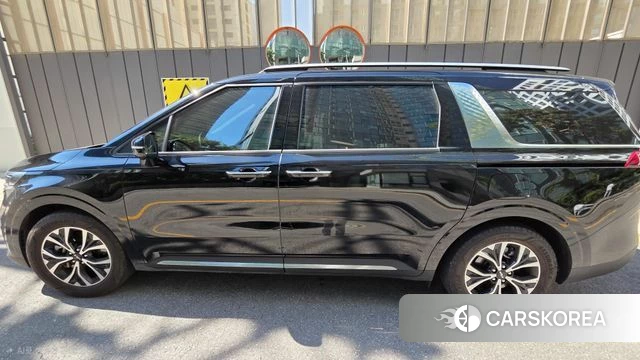 Kia Carnival 4th generation 2022 Черный из Кореи