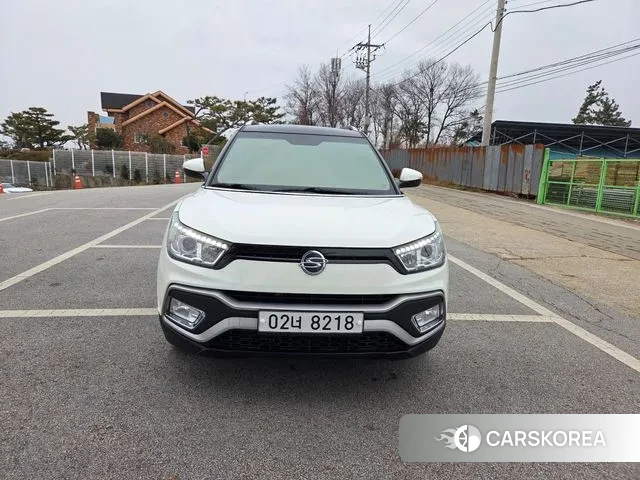 Ssangyong Tivoli Air 2018 Жемчужный цвет из Кореи
