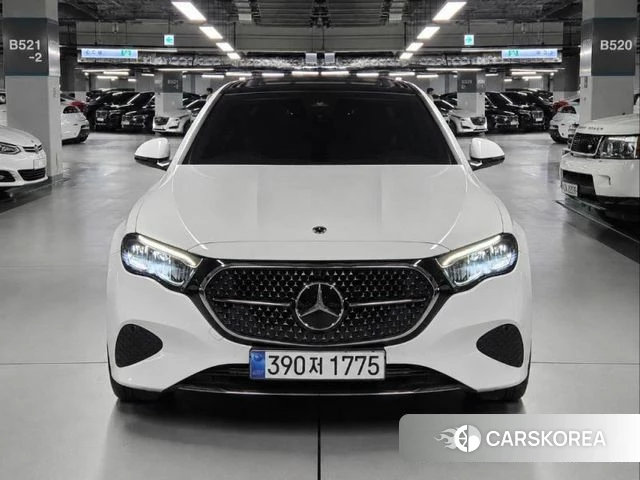 Mercedes-Benz E-Class W214 2024 Белый из Кореи