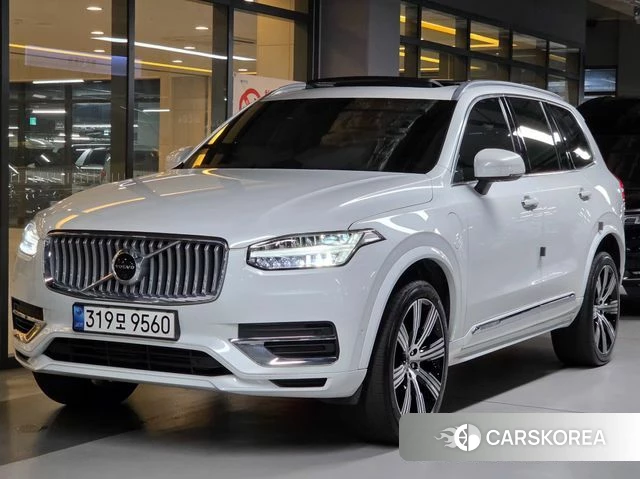 Volvo XC90 second Generation 2022 Белый из Кореи