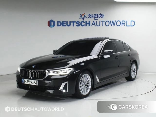 BMW 5 Series (G30) 2022 Черный из Кореи