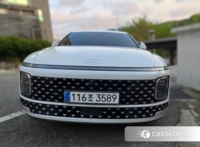 Hyundai Grandeur Hybrid (GN7) 2023 Белый из Кореи