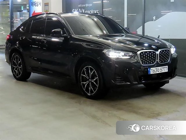 BMW X4 (G02) 2023 Черный из Кореи
