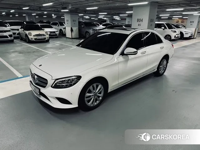 Mercedes-Benz C-Class W205 2020 Белый из Кореи