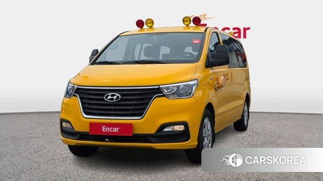 Hyundai The New Grand Starex 2021 Желтый из Кореи