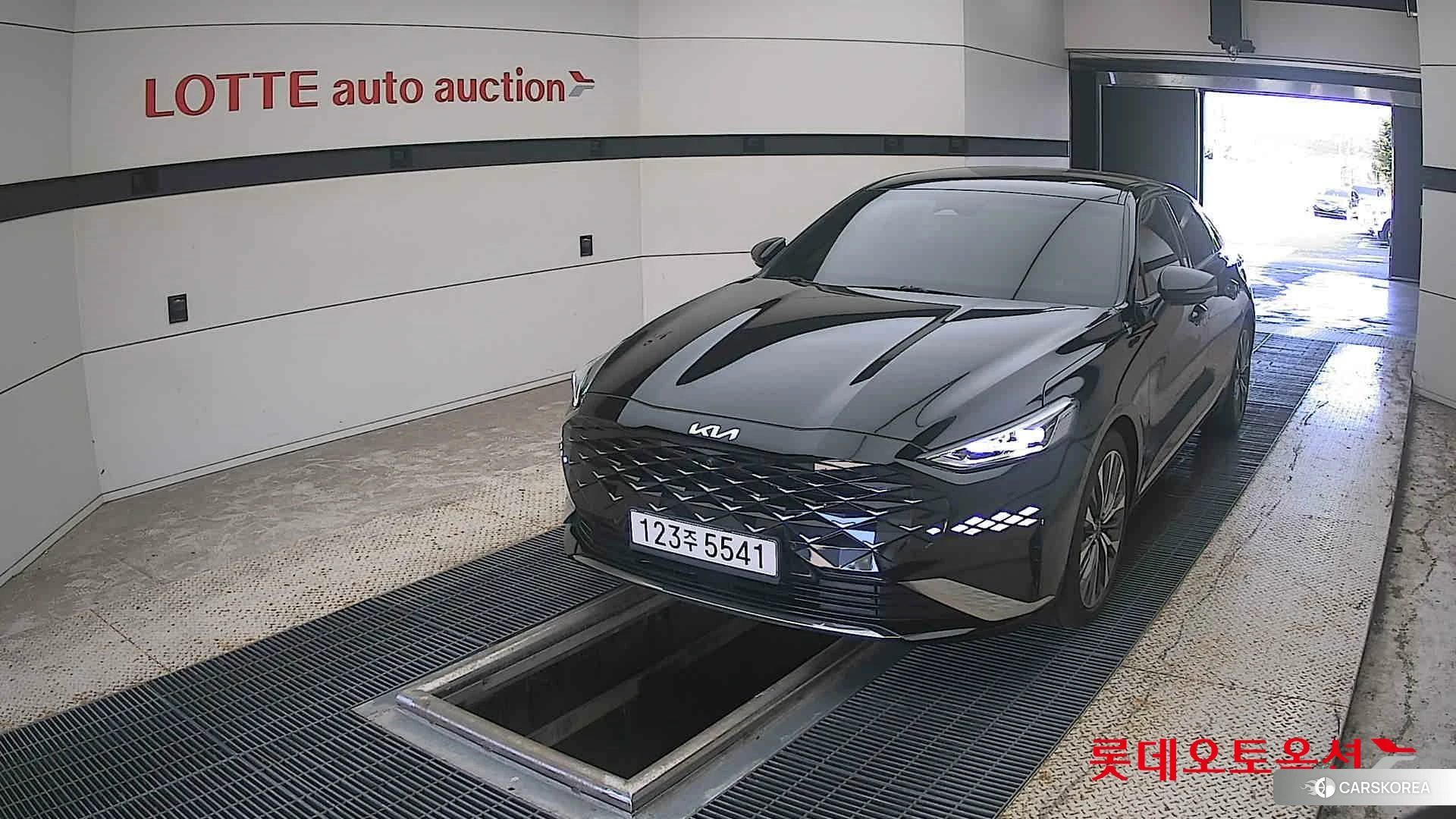 Kia K8 2022 Черный из Кореи
