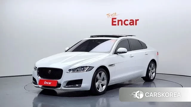 Jaguar XF (X260) 2018 Белый из Кореи