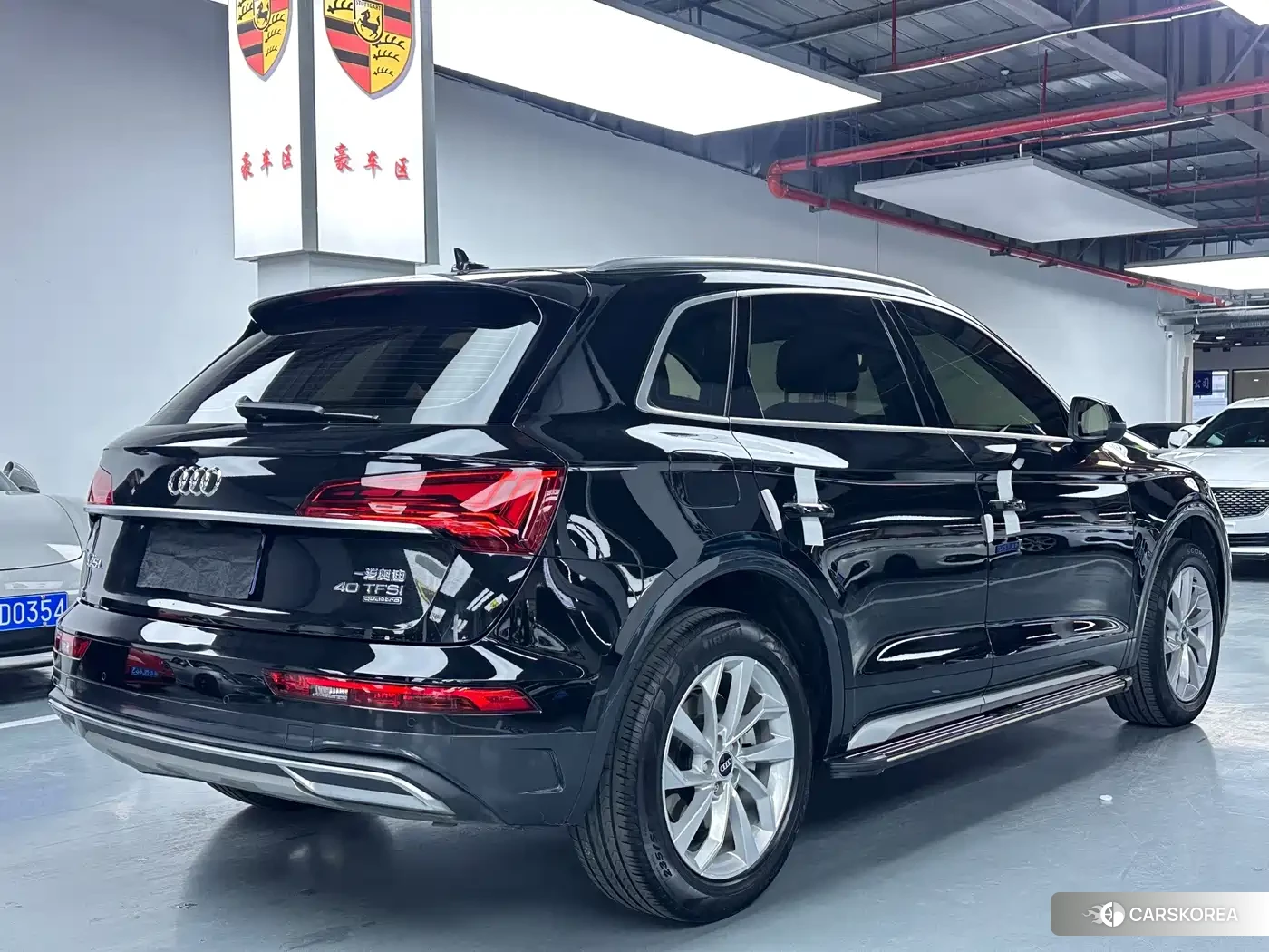 Audi Q5L 2023 Черный из Китая
