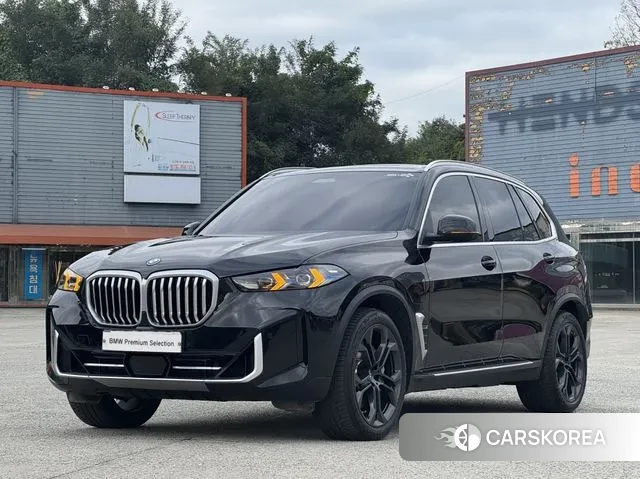 BMW X5 (G05) 2024 Черный из Кореи